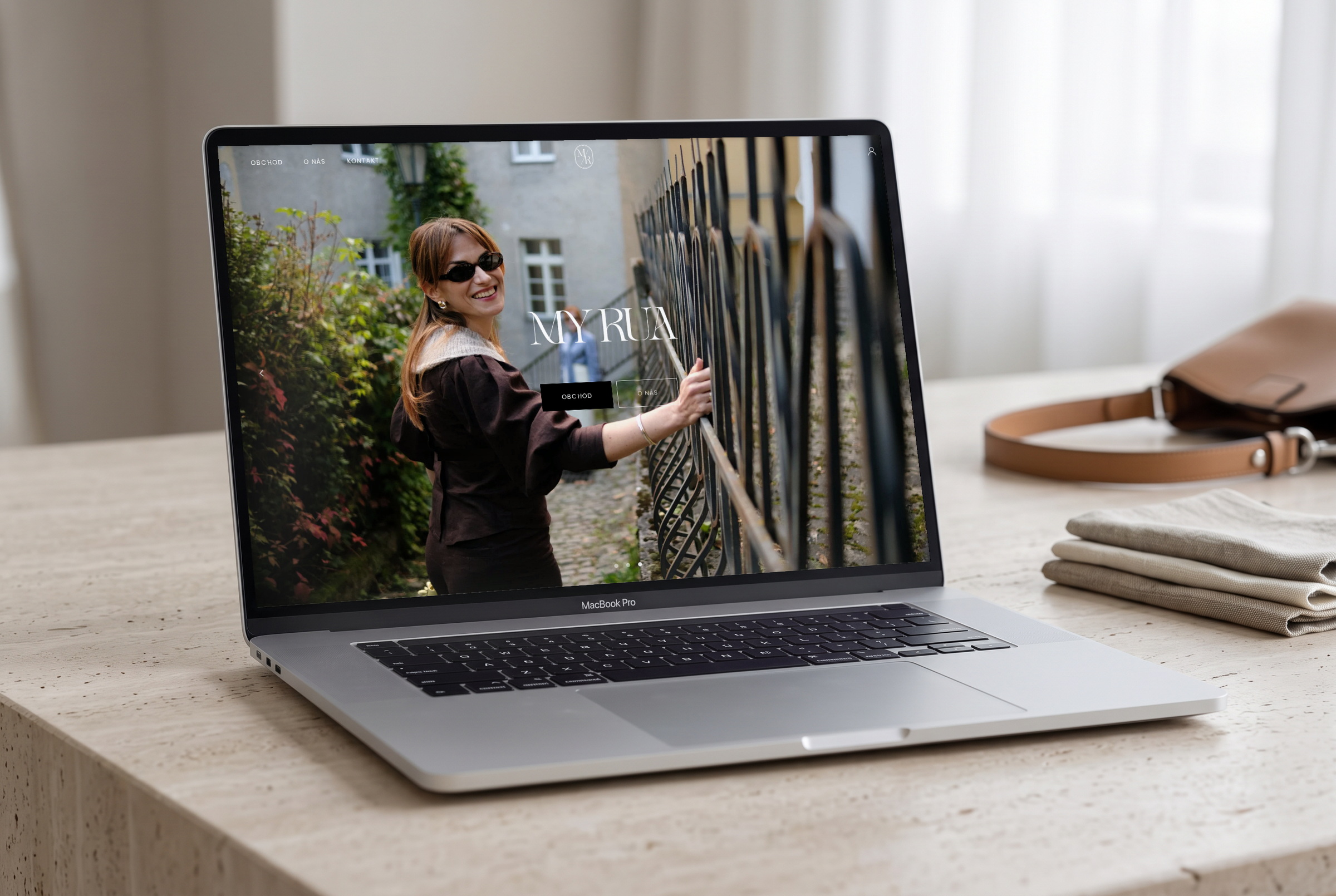My Rua — náhled webu v mockupu MacBooku