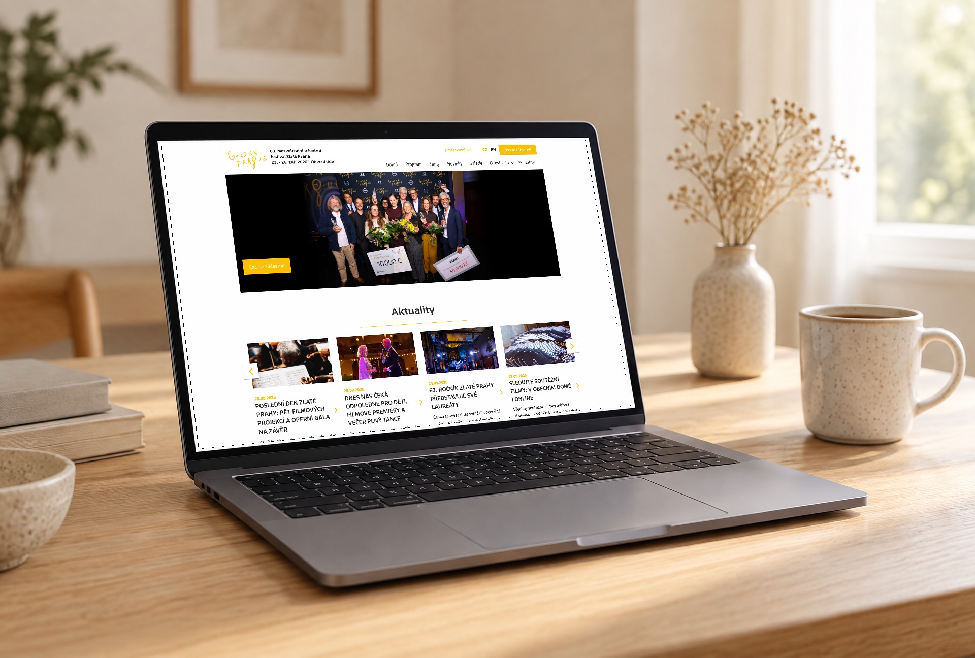 Zlatá Praha, náhled webu v mockupu MacBooku